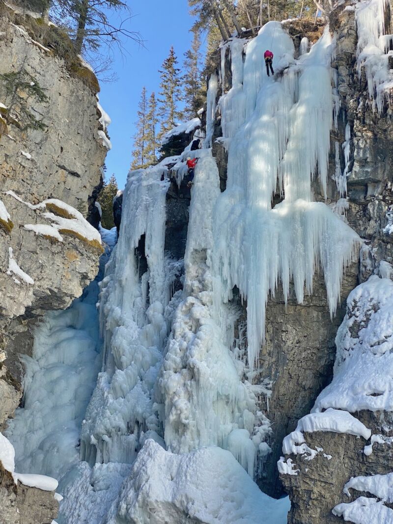 Image for the Tweet beginning: Photo dump alert! Winter hiking